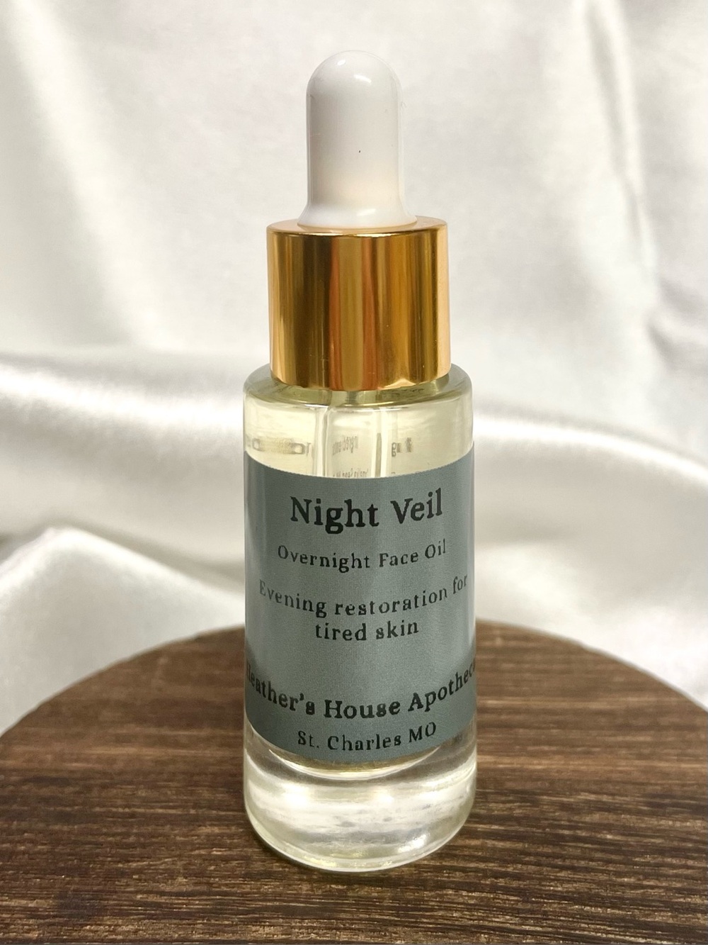 Night Veil Overnight Face Oil